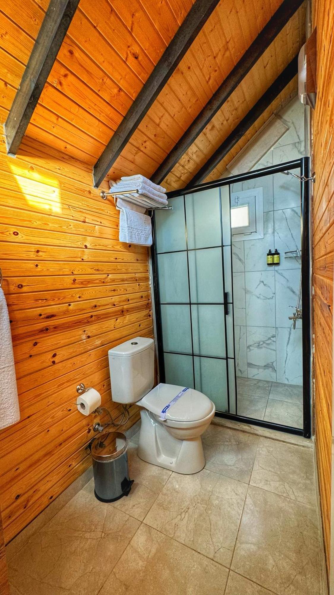 Luna Home Club Samandag エクステリア 写真